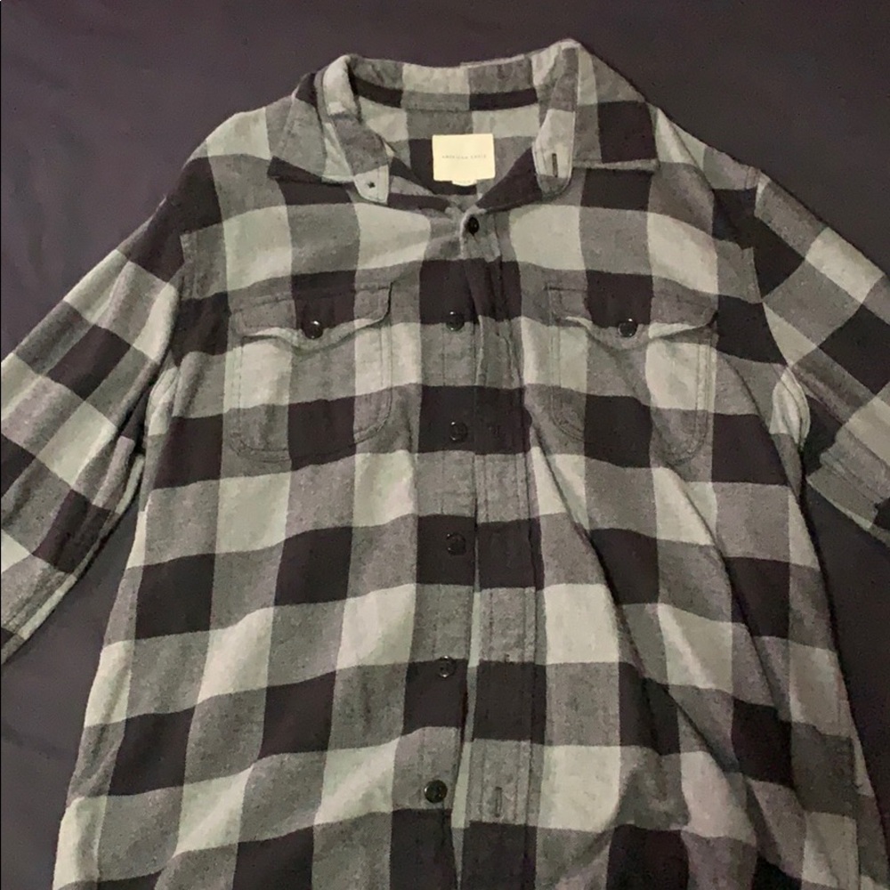 American Eagle shirt